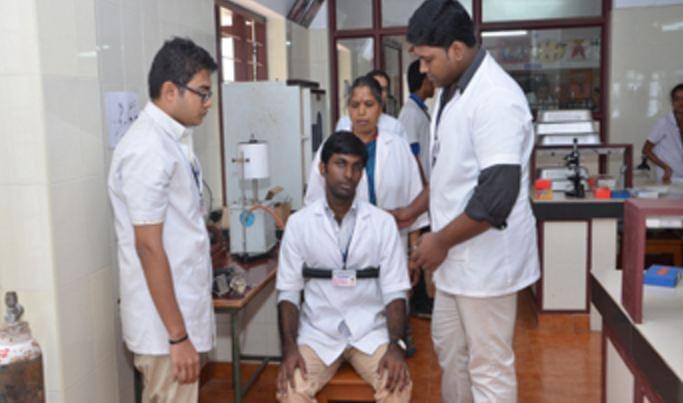 Sarada Krishna Homoeopathy Medical College Kulasekharam Kanchipuram Labs photo 2